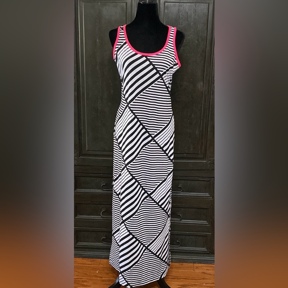 Bobbie Brooks Sleepwear gown-size medium